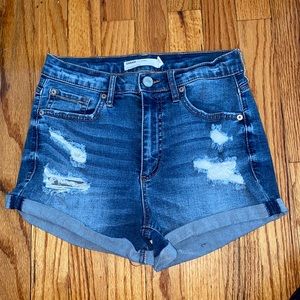 Ripped jean shorts stretchy Garage size 3/26